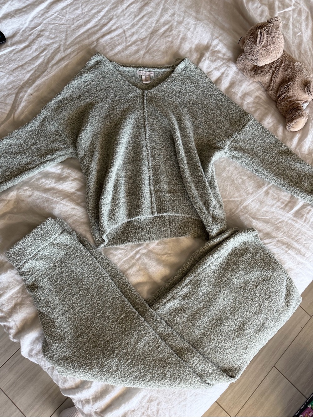 Sincerely Jules - Lounge Set in Sage Green